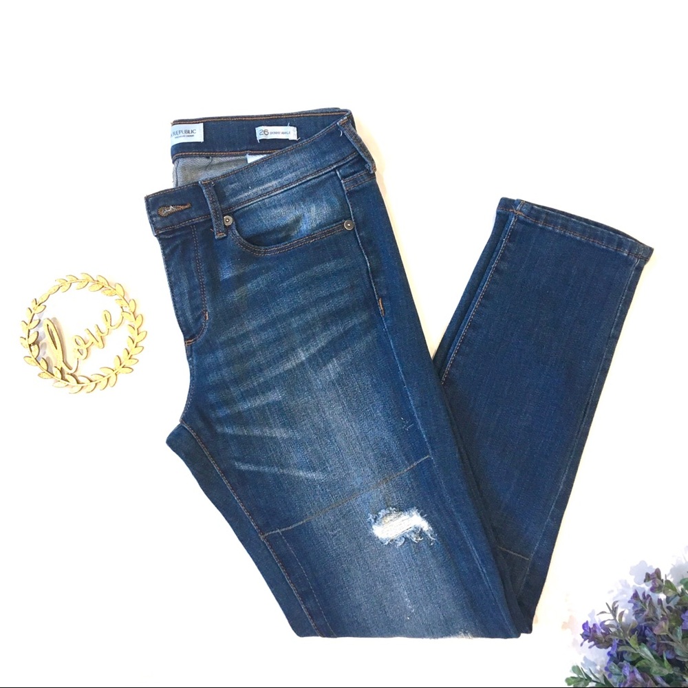 Banana Republic Skinny Ankle Distressed Jeans